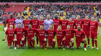 ليفربول يهزم مانشستر يونايتد بثنائية في مباراة الأساطير