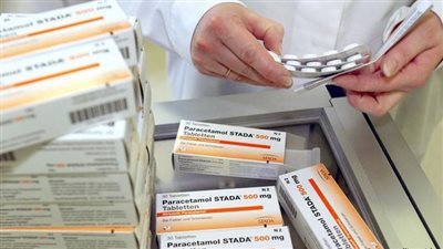 بعد وفيات الأطفال الغامضة.. دولة تسحب أدوية 