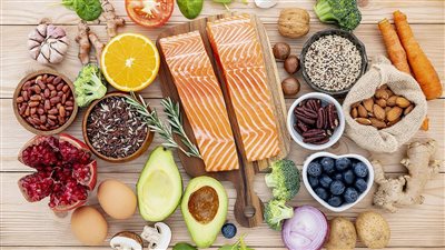 مع بداية فصل الخريف.. 3 أطعمة مضادة للاكتئاب وتحسن المزاج | فيديو 