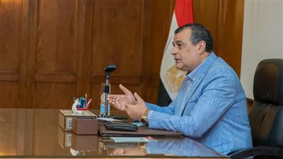 وزير الإنتاج الحربي يوجه بالالتزام بالمخططات الزمنية لتسليم المشروعات