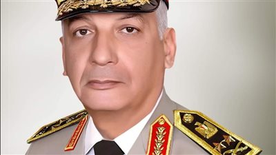 وزير الدفاع يغادر إلى الإمارات في زيارة رسمية