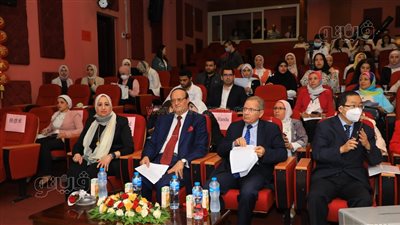 التعليم تطلق المشروع التجريبي لتعليم اللغة الصينية بالمدارس.. تطبيقه في 12 مدرسة.. وطباعة أول كتاب لتدريسها