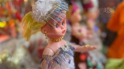 شوادر حلاوة المولد النبوي تزين شوارع المنيا.. الفولية والسمسمية الأكثر مبيعًا.. والعروسة البلاستيك تغذوا الأسواق | فيديو