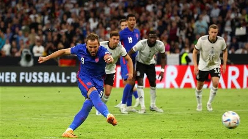 إنجلترا أمام ألمانيا