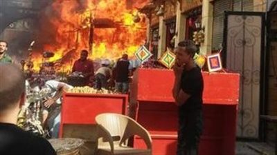 اللقطات الأولى لحريق عقار في أسوان | فيديو