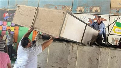 4 حملات لرفع المخلفات وضبط التكاتك وإغلاق القاعات المخالفة بالجيزة | صور