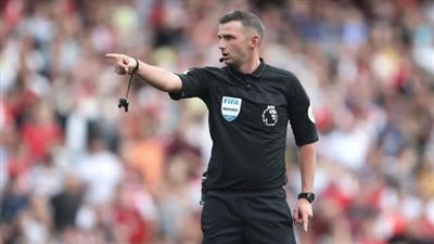 مايكل أوليفر حكما لقمة مانشيستر سيتي ومان يونايتد