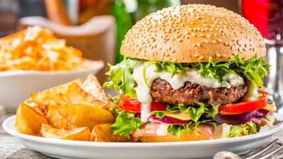 أسهل طريقة لعمل البرجر في المنزل