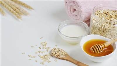 فوائد لا تعرفيها عن العسل وأشهر وصفاته الطبيعية للبشرة
