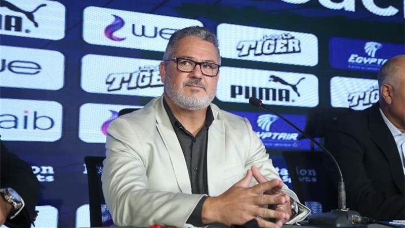  ميكالي المدير الفني