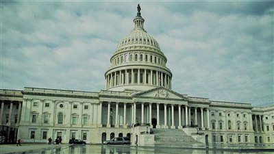 الكونجرس الأمريكي ينقذ ميزانية أوكرانيا من الانهيار ويحدد مساعدات بـ12 مليار دولار 