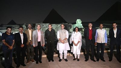 إشادة من وزير الدفاع الهندي بعروض الصوت والضوء بالأهرامات