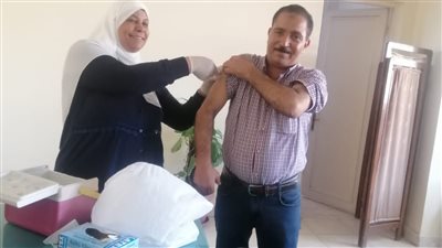 القوى العاملة: تطعيم العاملين بالبحر الأحمر ضد فيروس الكبد B