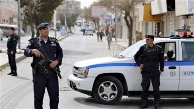 الأمن العماني يعتقل شخصا دهس وافدين بسيارته