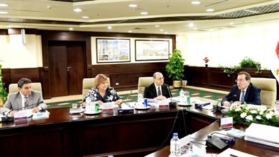 وزير البترول: المشروعات الجديدة فرصة جاذبة للاستثمارات المحلية والعالمية