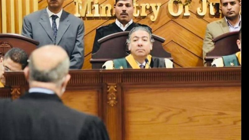 محاكمة متهمين 