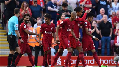 قائد ليفربول يحذر الريدز من لقاء برايتون