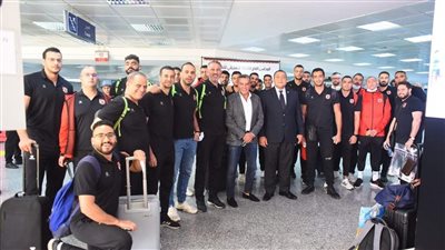 سفير مصر في تونس يستقبل بعثة رجال يد الأهلي