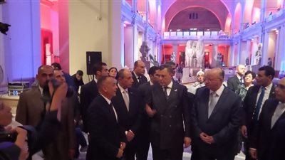 الأعلي للآثار يكشف محاولات فك رموز حجر رشيد ونشأة علم المصريات