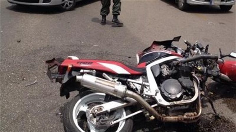 تصادم دراجتين بخاريتين