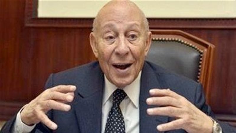 محمد فايق رئيس المجلس
