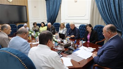 محافظ القاهرة يلتقي وفد الوكالة الألمانية للتعاون