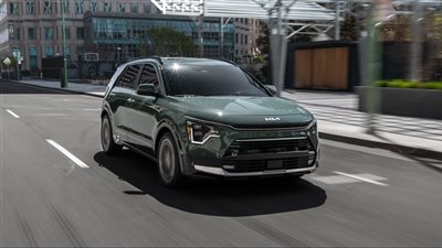 على مستوى السعر والتصميم.. ثورة في الجيل الثاني من كيا نيرو 