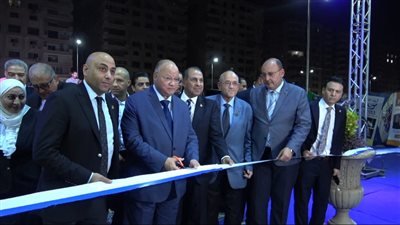 محافظ القاهرة يفتتح معرض 