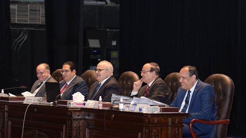 مجلس جامعة القاهرة