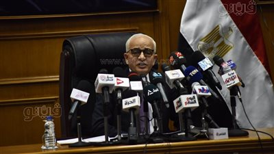 وزير التعليم: نبحث إعادة طالب الثانوية السنة الدراسية بجميع المواد | فيديو