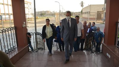 مليون طالب في 2000 مدرسة يستعدون للعام الدراسي بالقليوبية.. والمحافظ يتابع | صور
