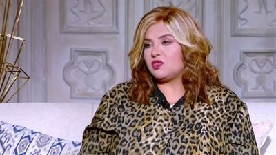 وفاء مكي: الرجالة كانوا بيتخانقوا عليَّ.. وخلفت قبل ما القطر يفوتني | فيديو