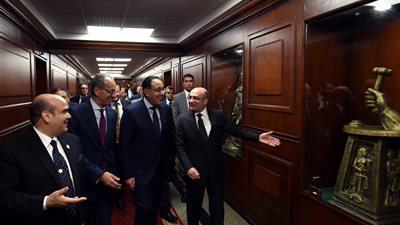 رئيس الوزراء يتفقد أعمال تطوير محاكم شمال القاهرة.. مدبولي: الدولة تعمل على ميكنة القضاء