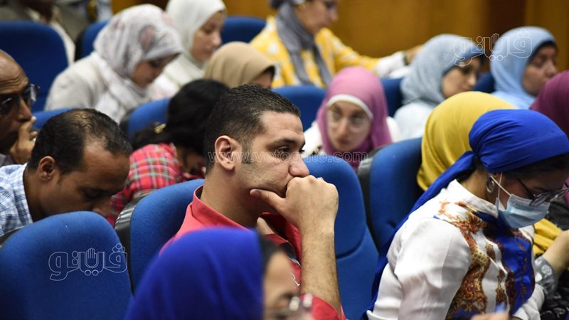 مؤتمر وزير التربية
