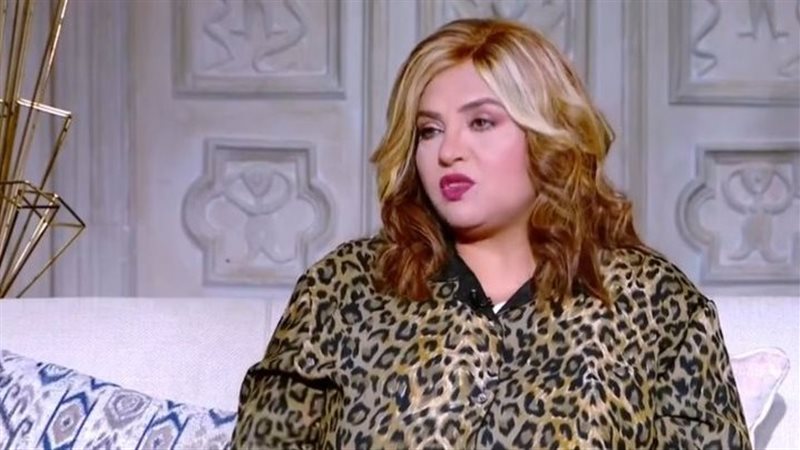 الفنانة وفاء مكي