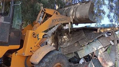 إزالة أكشاك متعدية على أراضي أملاك الدولة والصرف بالبدرشين | فيديو 