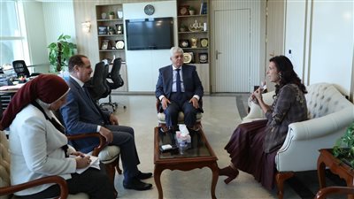 تفاصيل لقاء وزير التعليم العالي ومدير مكتب هيئة فولبرايت بالقاهرة