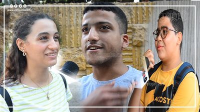 خناقة أول تختة وحصة في السايبر.. ذكريات أول يوم دراسة بتفكرك بإيه| فيديو 