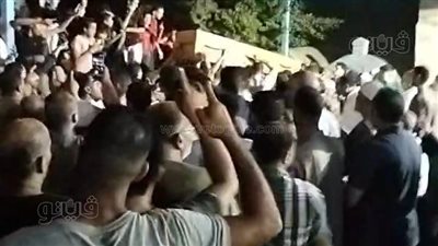 المئات يشيعون جنازة صيدلي حلوان بالمنوفية| فيديو