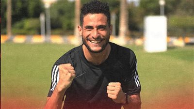 انتقال أحمد رفاعي مدافع سموحة إلى نادي الداخلية