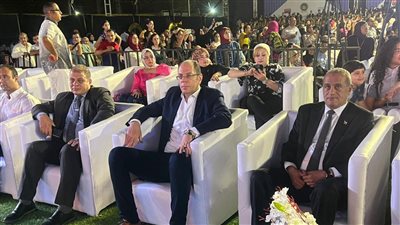 وكيل تعليم الدقهلية يشهد احتفال نادي جزيرة الورد.. ويكرم أوائل الشهادات التعليمية
