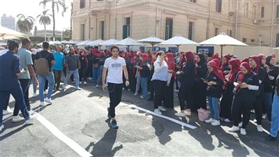 جامعة القاهرة تستقبل طلابها بالأنشطة الترفيهية وبرامج التوعية | فيديو وصور 