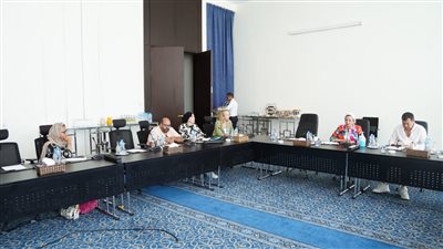 وزيرة البيئة: إقامة منتدى الفنون والأزياء في المنطقة الخضراء 