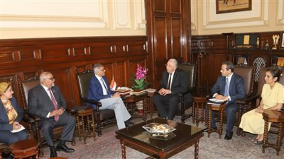 رفع 1680 طن قمامة وأتربة وتراكمات بمدينة الأقصر