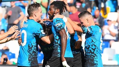 نابولي يفوز على تورينو 1/3 ويتصدر الدوري الإيطالي