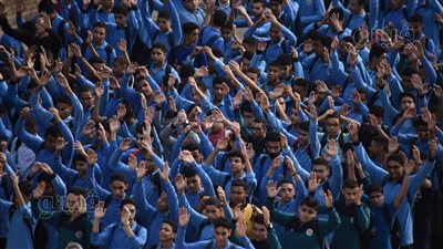 همة ونشاط.. طلاب مدرسة السعيدية يؤدون التمارين الرياضية بطابور الصباح | فيديو وصور 