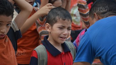 بكاء طلاب ابتدائي بأول أيام العام الدراسي الجديد | صور 