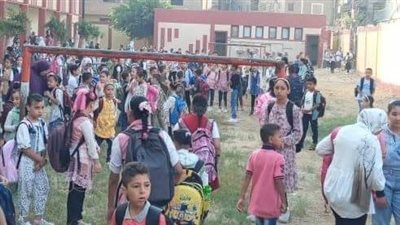 10 صور ترصد انتظام الطلاب فى أول أيام العام الدراسى الجديد بالمنوفية