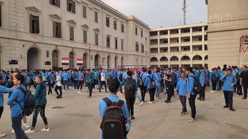 العام الدراسي الجديد،فيتو