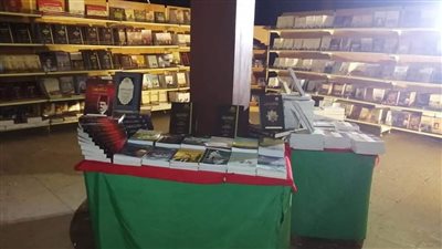 بتخفيضات 50 %.. منظمة خريجي الأزهر تطلق معرض دار الكتب والوثائق القومية | صور 